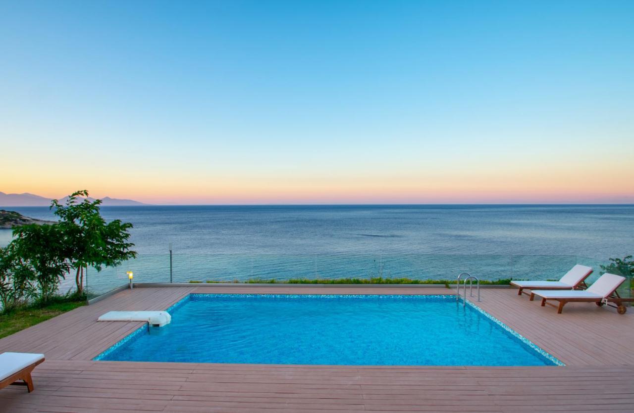 Villa Thalassa - Deja Vu Villas Ayos Nikolaos Dış mekan fotoğraf